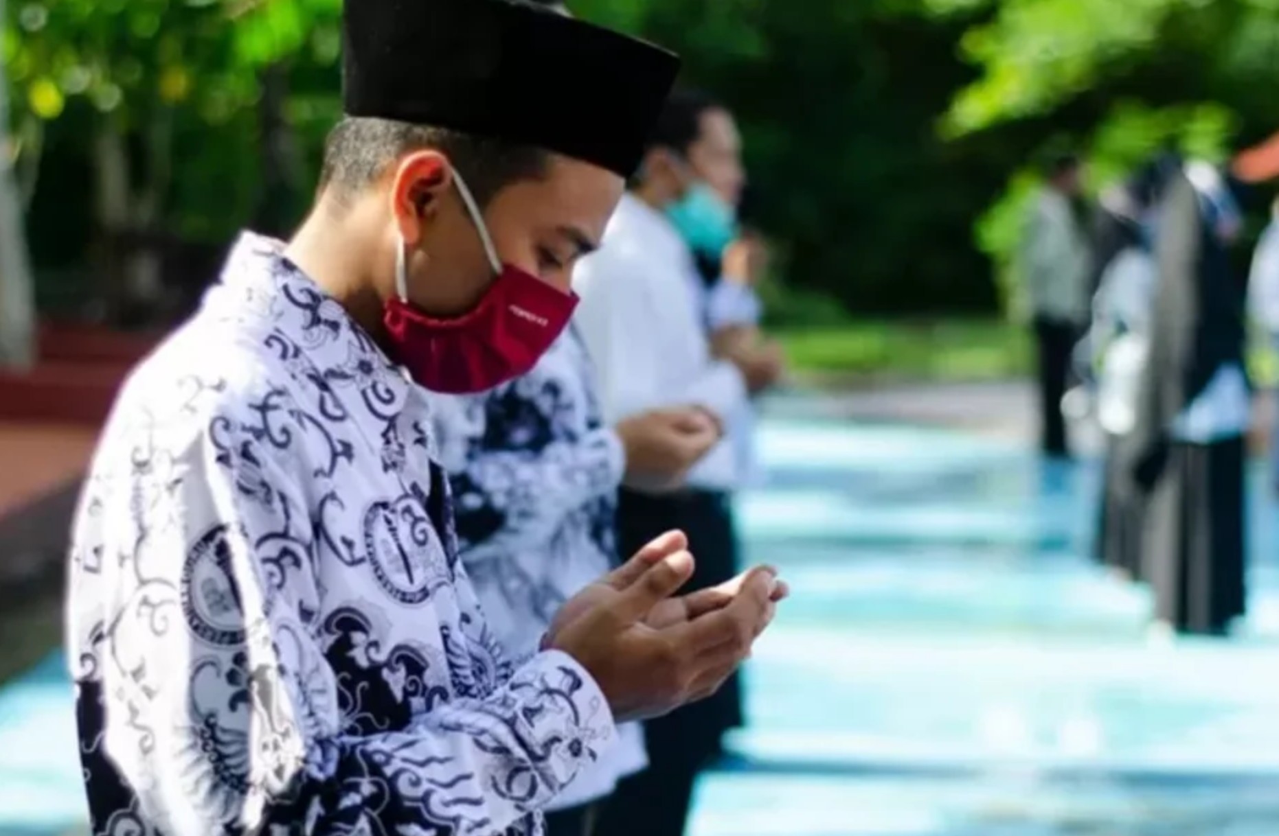 Teks Doa untuk Upacara Hari Guru Nasional 2025 Resmi Kemenag